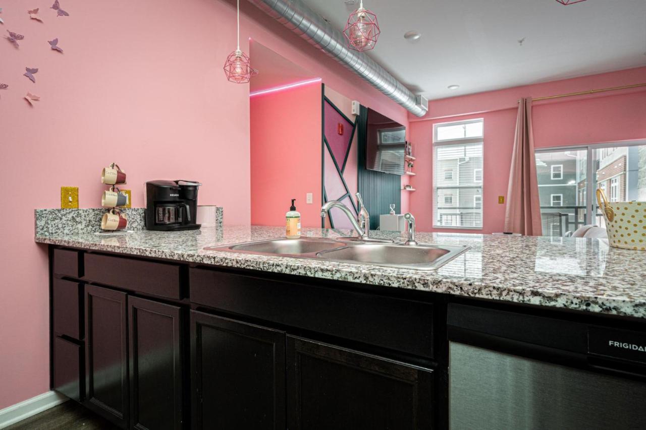 Apartment Barbie's Indy Dreamhouse