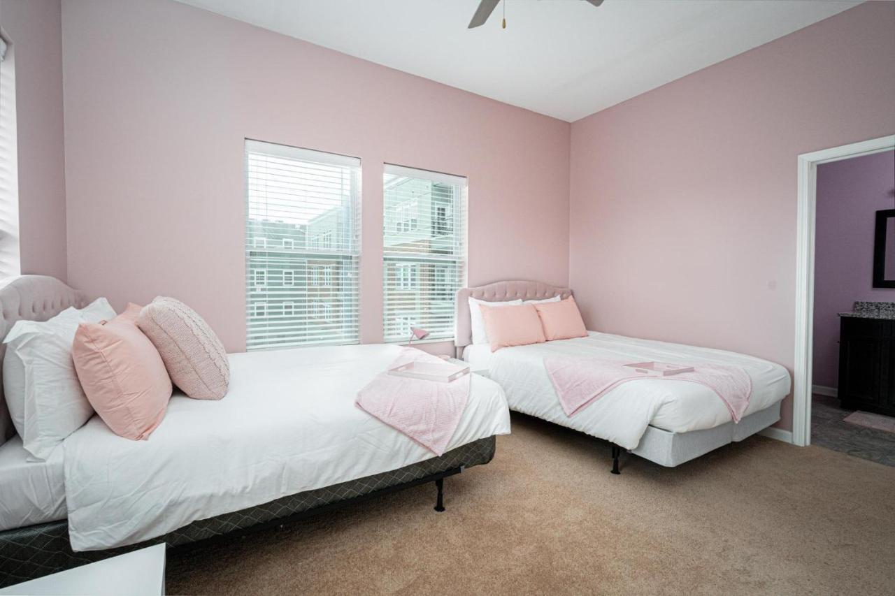 Barbie's Indy Dreamhouse *