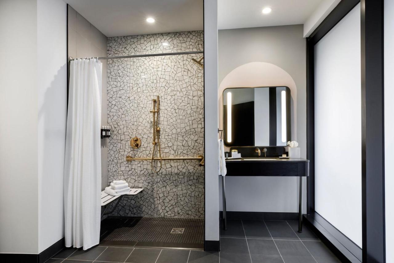 Hotel Indy, Indianapolis, A Tribute Portfolio 4*