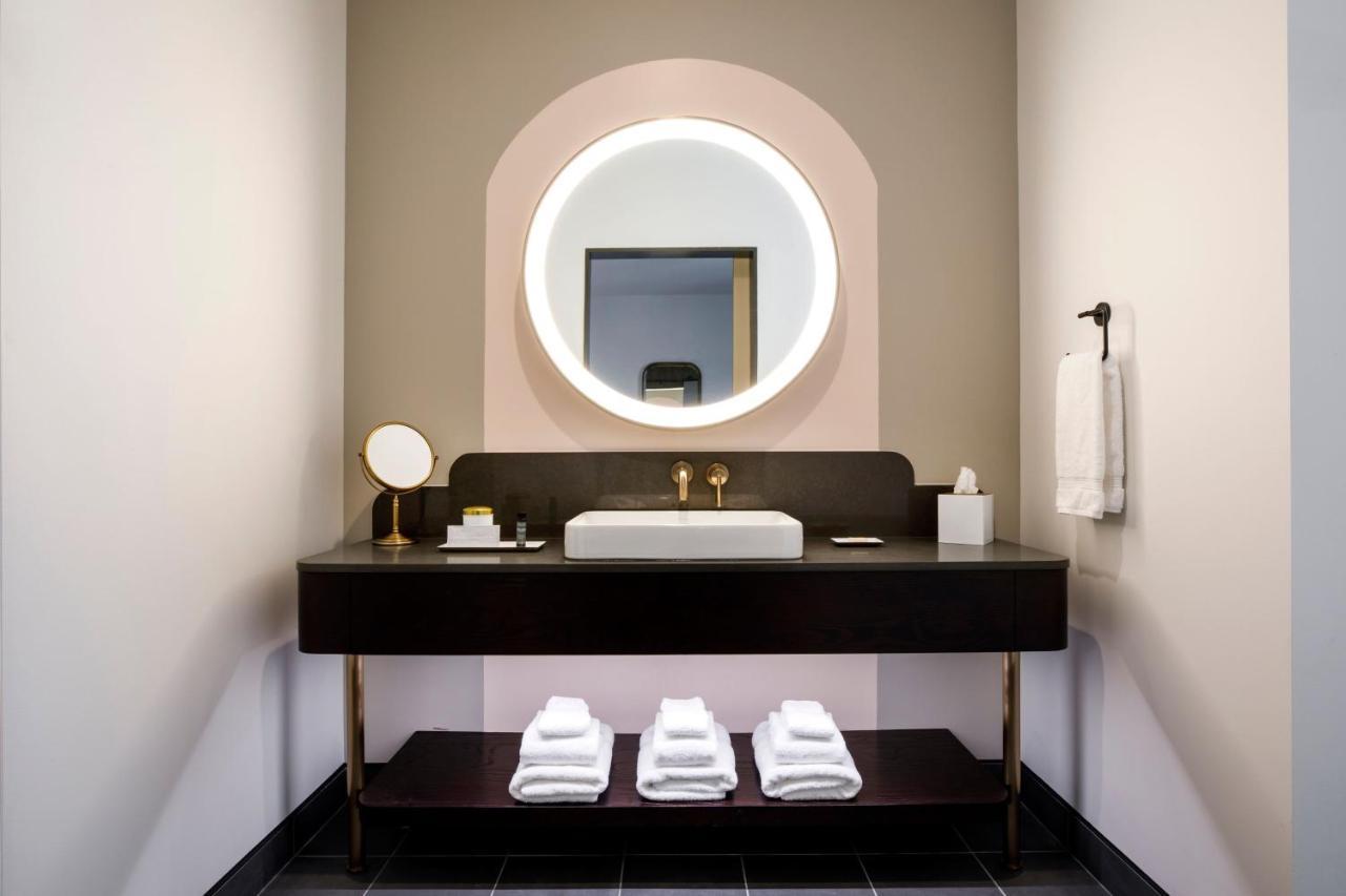 Hotel Indy, Indianapolis, A Tribute Portfolio 4*