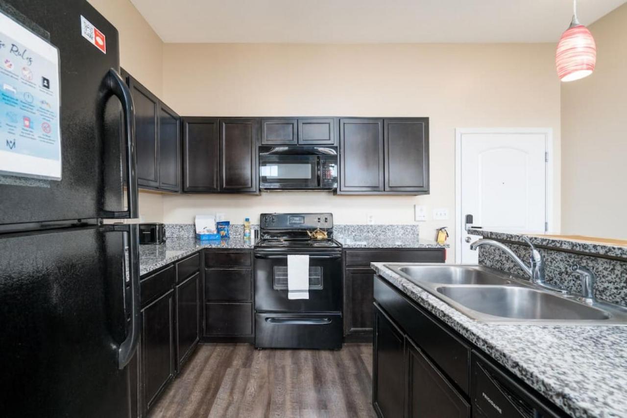Downtown Indy Private Bedroom - Shared