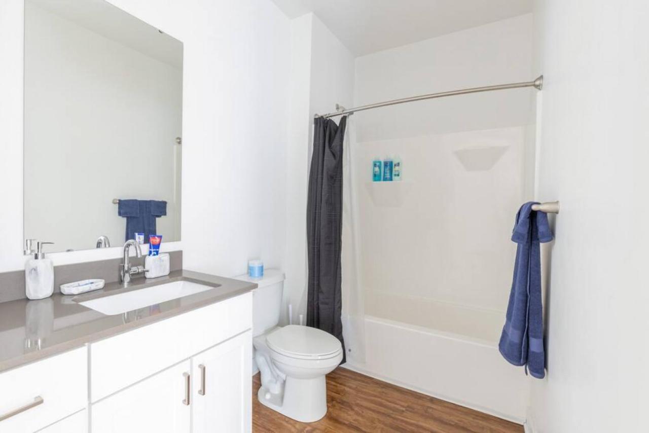 Modern Upscale 1br Fountain Square Apartment