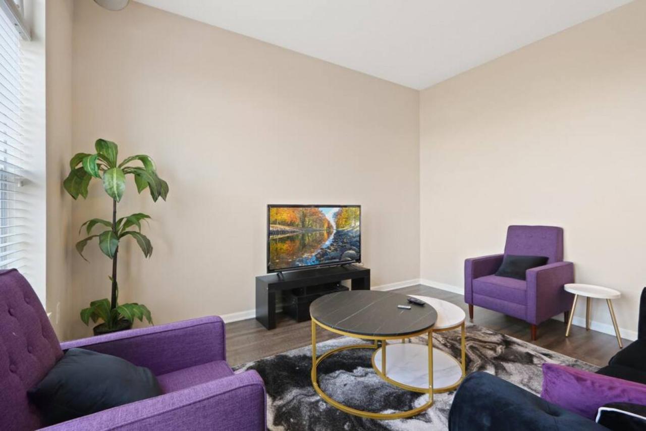 Private Bed Downtown Indy - Shared Apartment *