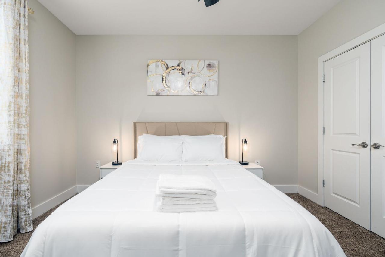 Stylish 1br In At The Crossing *