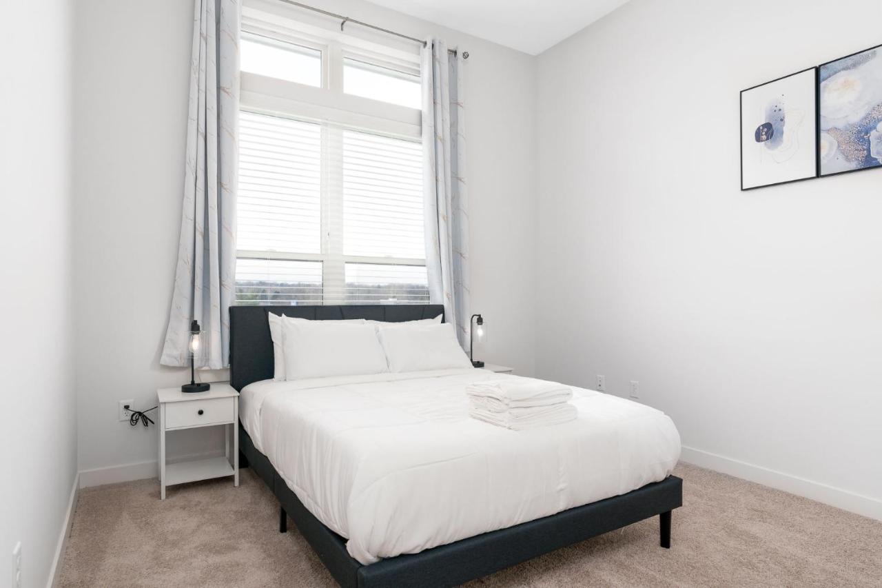 Spacious 2br Broadripple Village