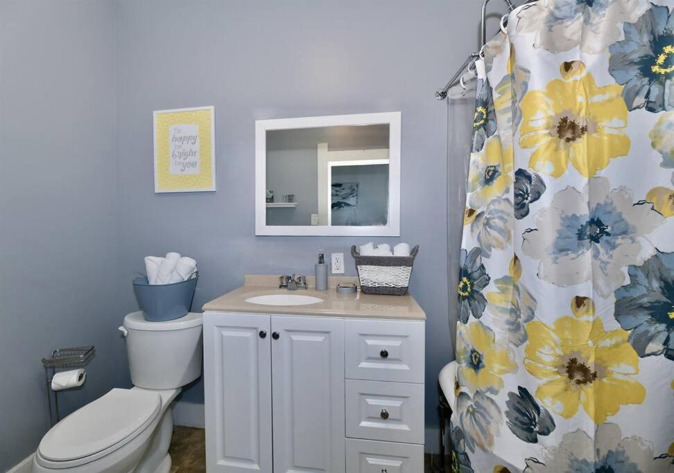 Holiday home Fountain Square Location Downtown Indy Near Conventions Indianapolis
