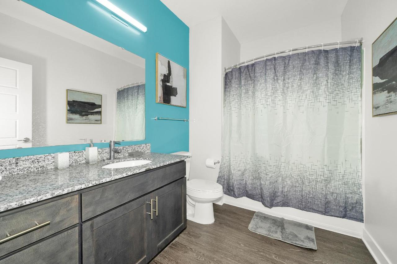 Contemporary 1 Bdrm With Pool Parking Gym