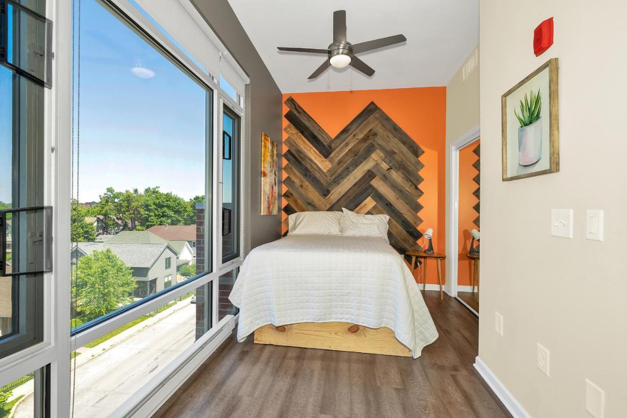 Cozy Top Fl Studio With View Gym Free Parking * Indianapolis