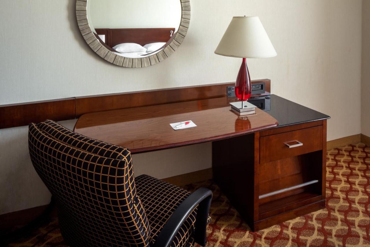 Marriott East Hotel 3*