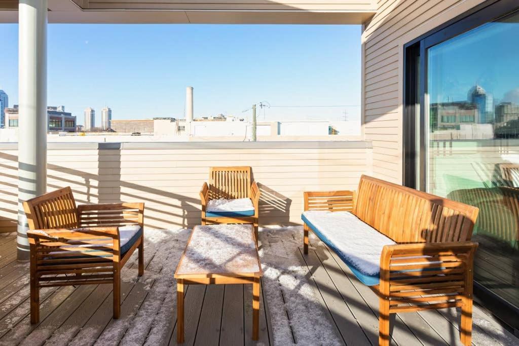 Two Modern Penthouses On Mass By Cozysuites Holiday home *