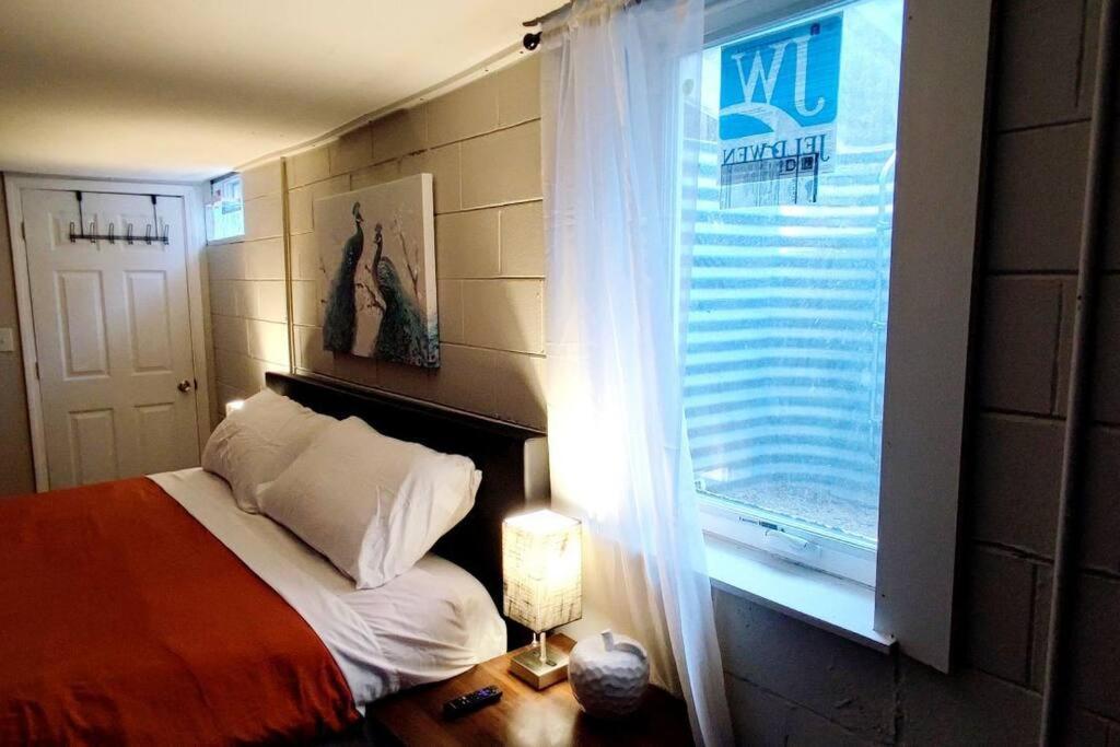 Spacious Close To Downtown Indy/ King Bed * Indianapolis