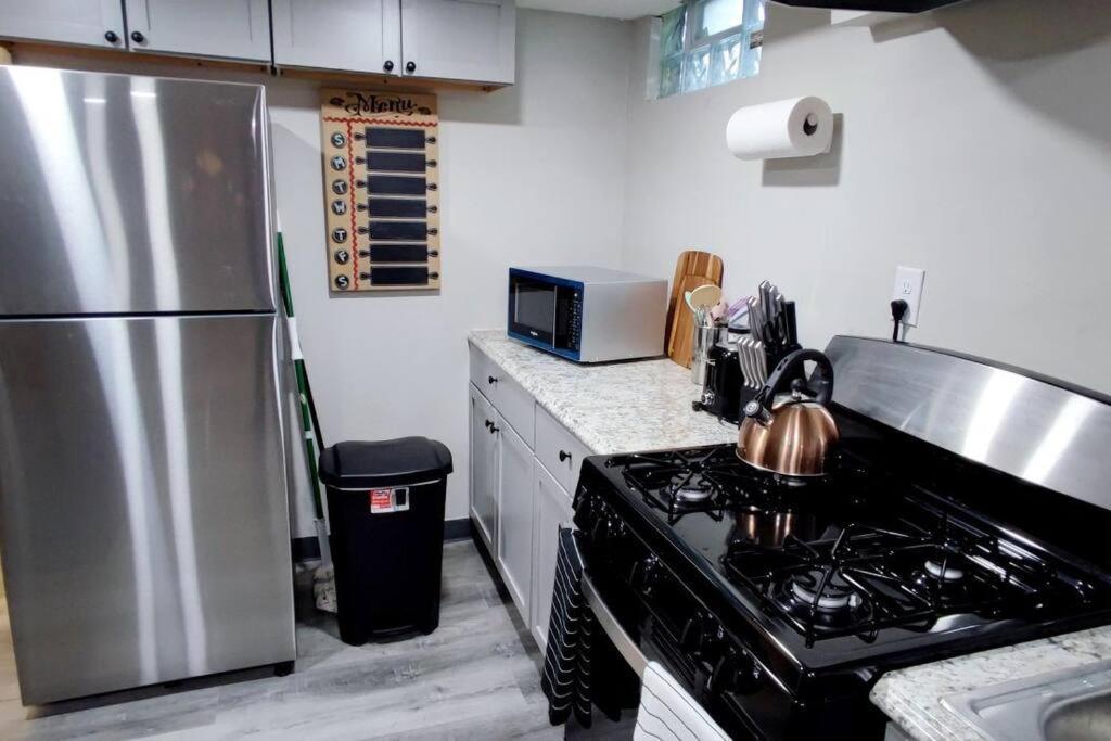Spacious Close To Downtown Indy/ King Bed *