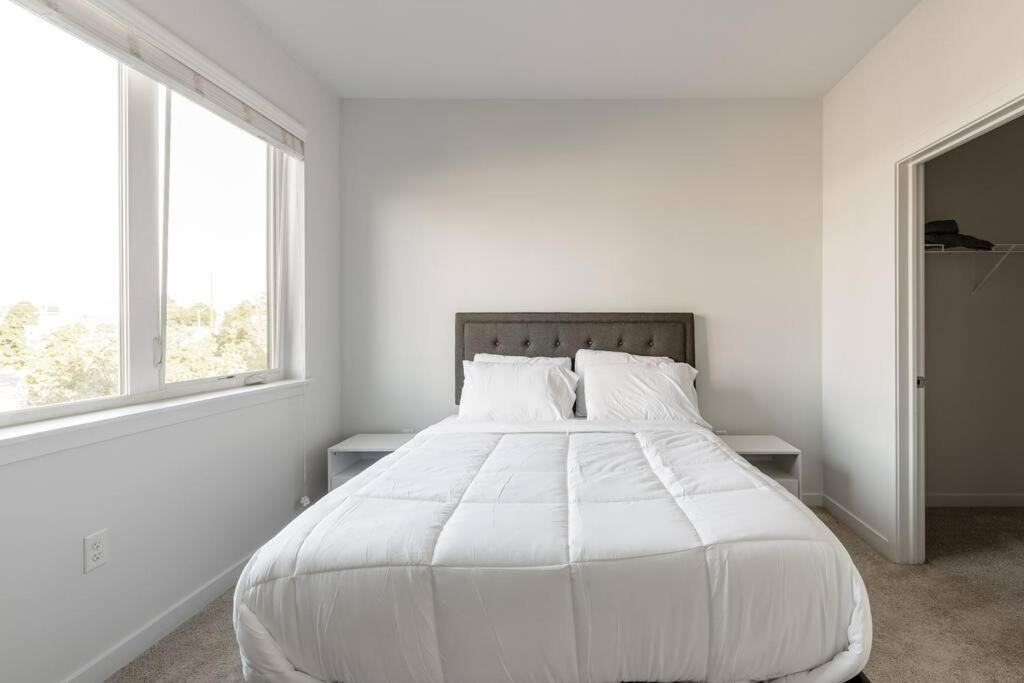 Stylish 2br Fountain Square Apartment *