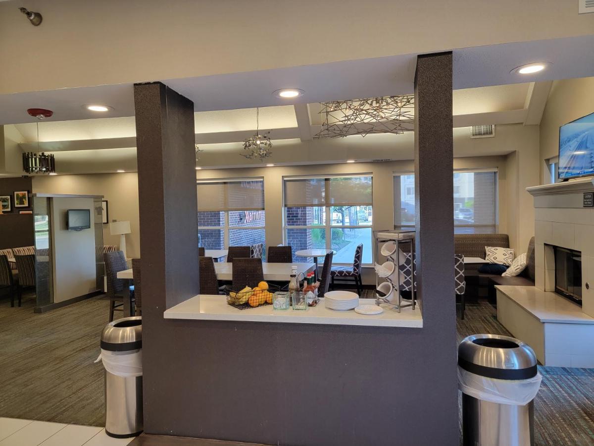 Hotel Airport
