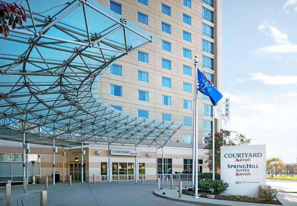 Courtyard Downtown Hotel 3*