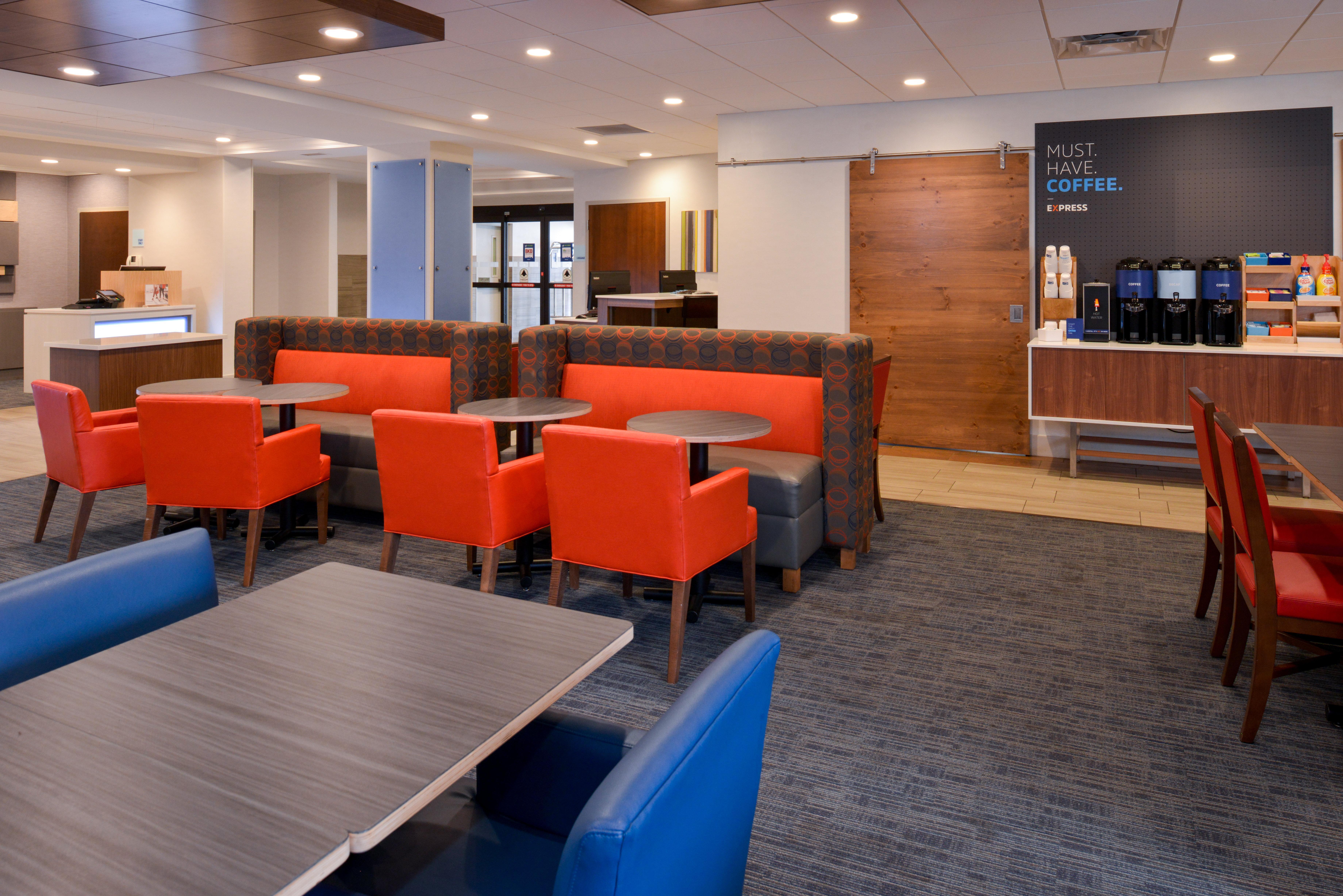 Hotel Express & Dtn-conv Ctr By Ihg