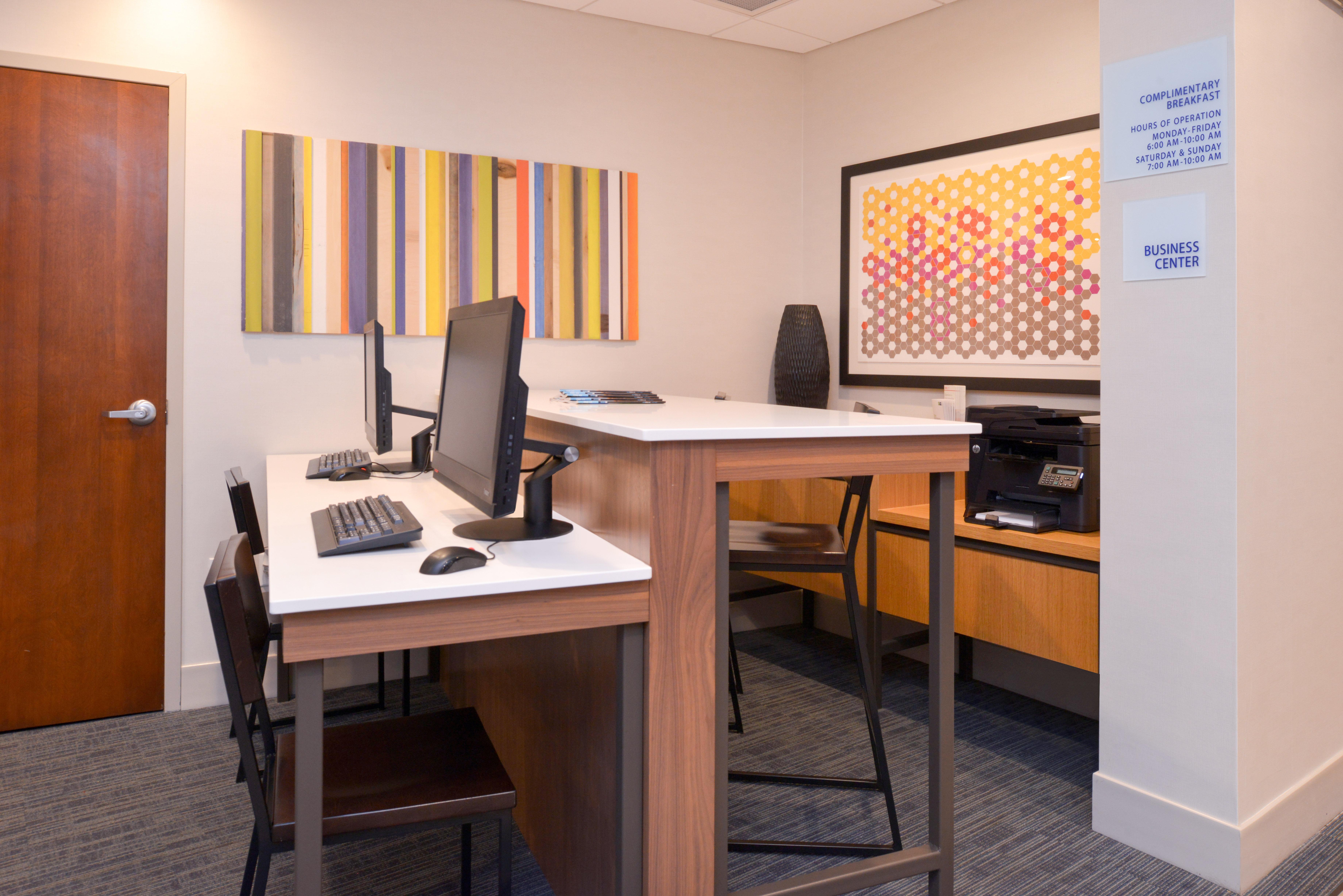 Hotel Express & Dtn-conv Ctr By Ihg