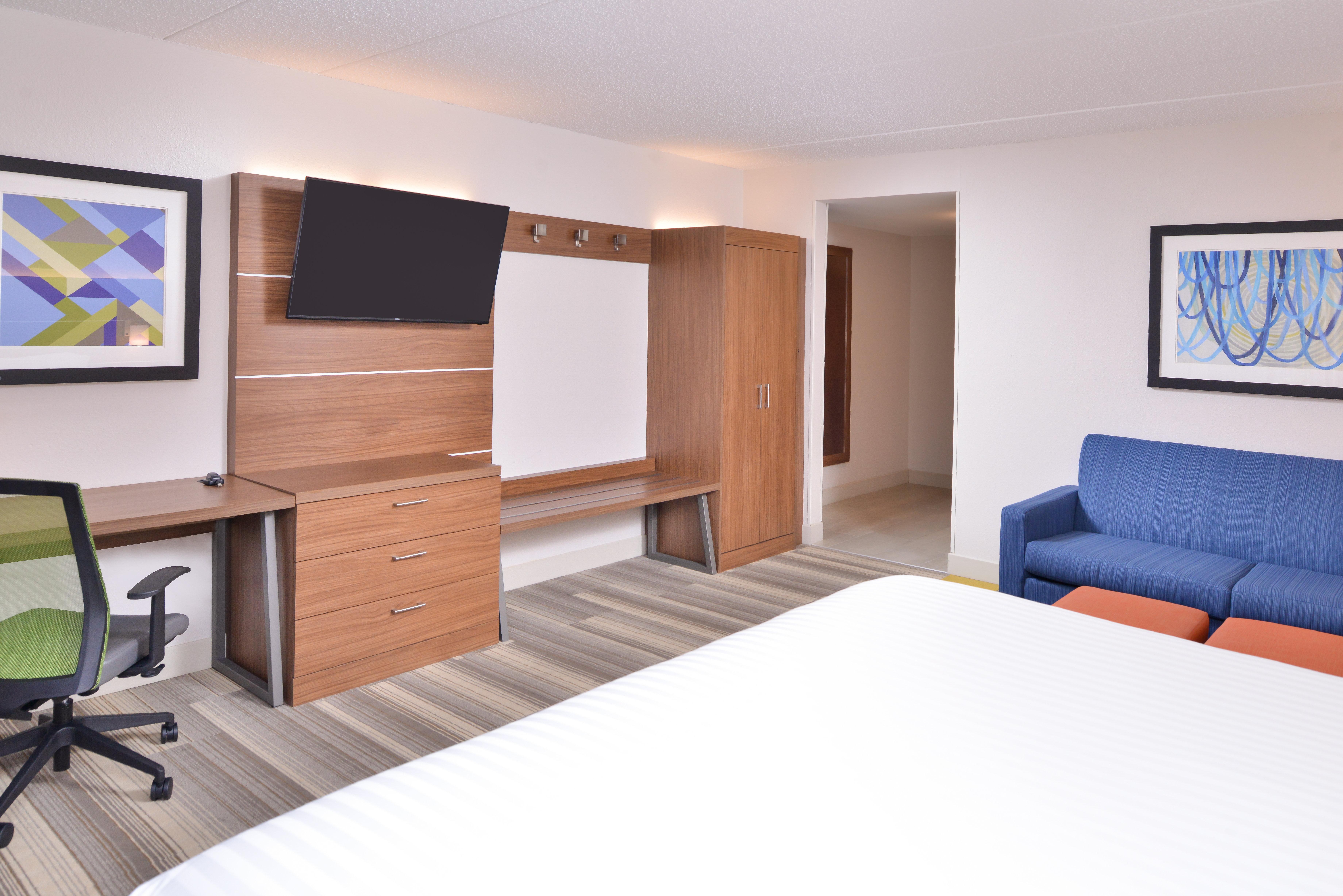 Express & Dtn-conv Ctr By Ihg Hotel
