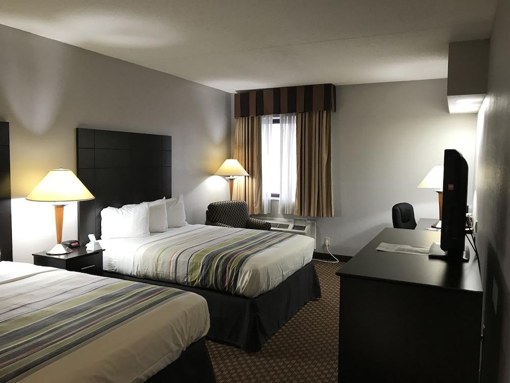 Hotel Country & By Radisson, East, In 3*
