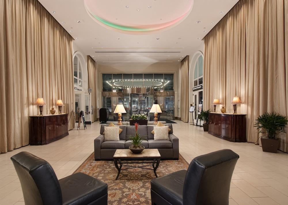 Hilton & Hotel 3*
