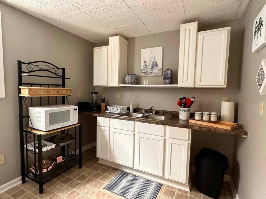 Zen Haven 3- Close To Downtown Indianapolis- Queen Bed Apartment Indianapolis