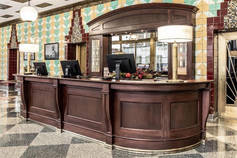Bottleworks Hotel Indianapolis