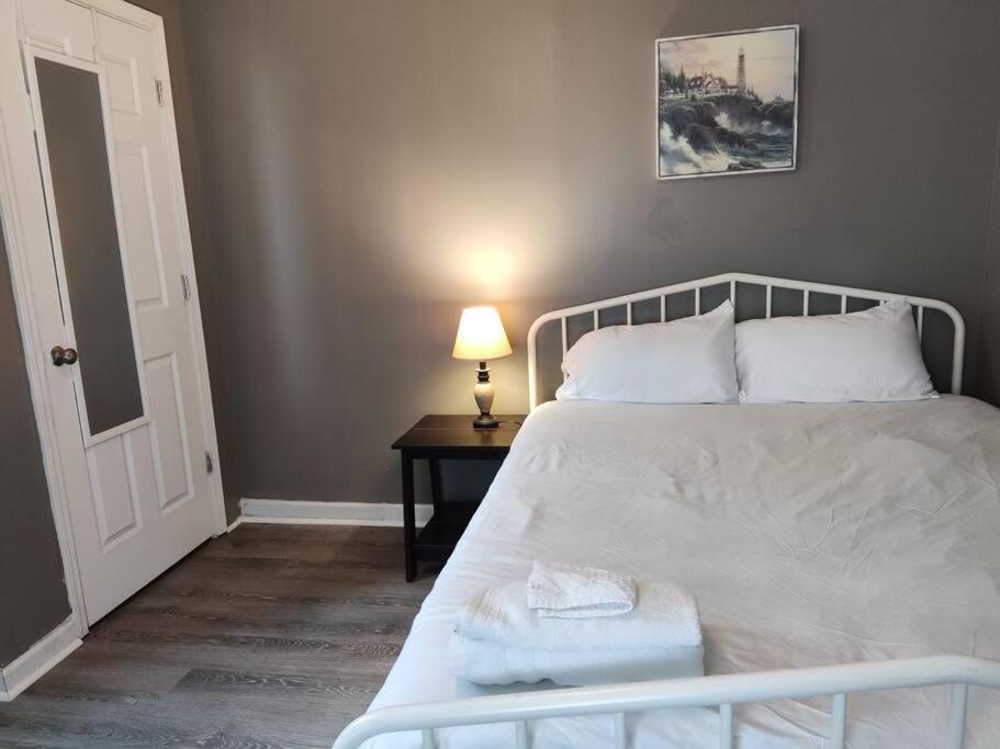 Inn Not In Service Lights Hideaway- 3br Near Downtown Indy Indianapolis