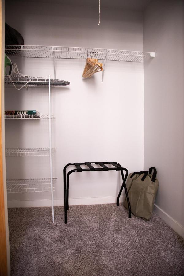 Frontdesk Wholesale District Downtown Indy Apts Apartment *