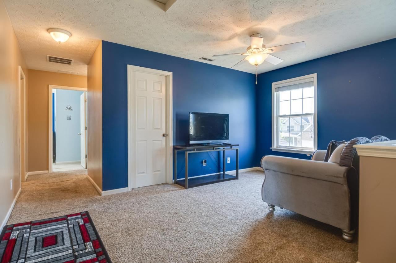 With Patio And Community Pool!