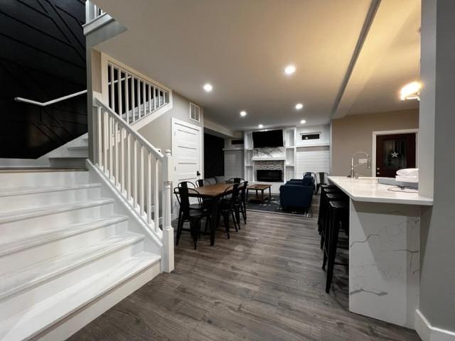 Minutes From Anything Downtown Indy!