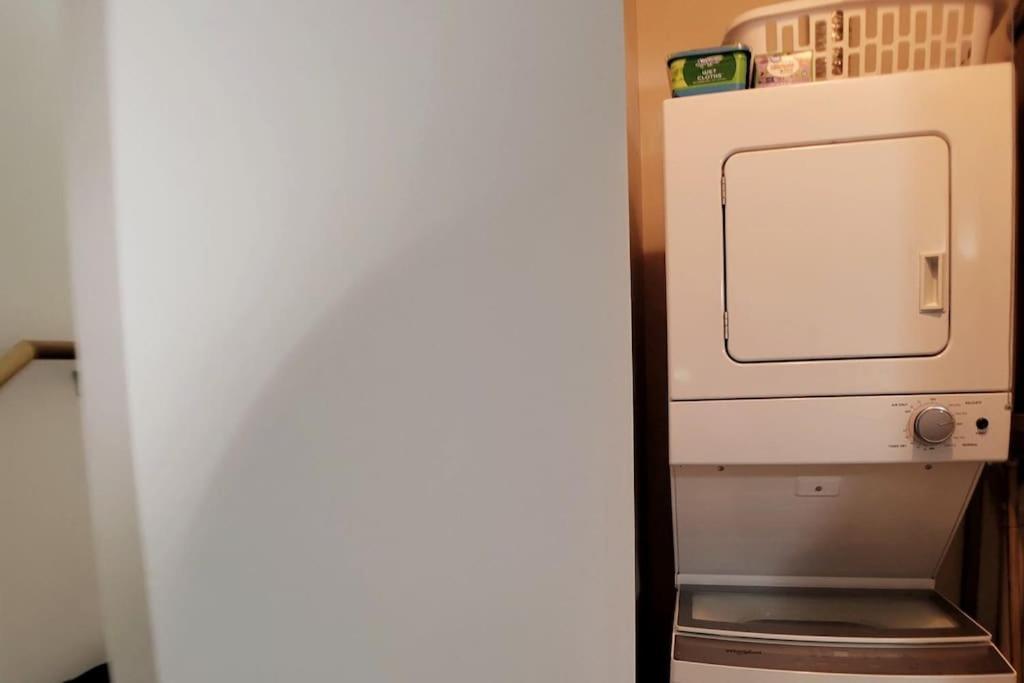 Apartment Free Parking! Downtown King Lucas Oil- Conv Center Skywalk#1 Indianapolis