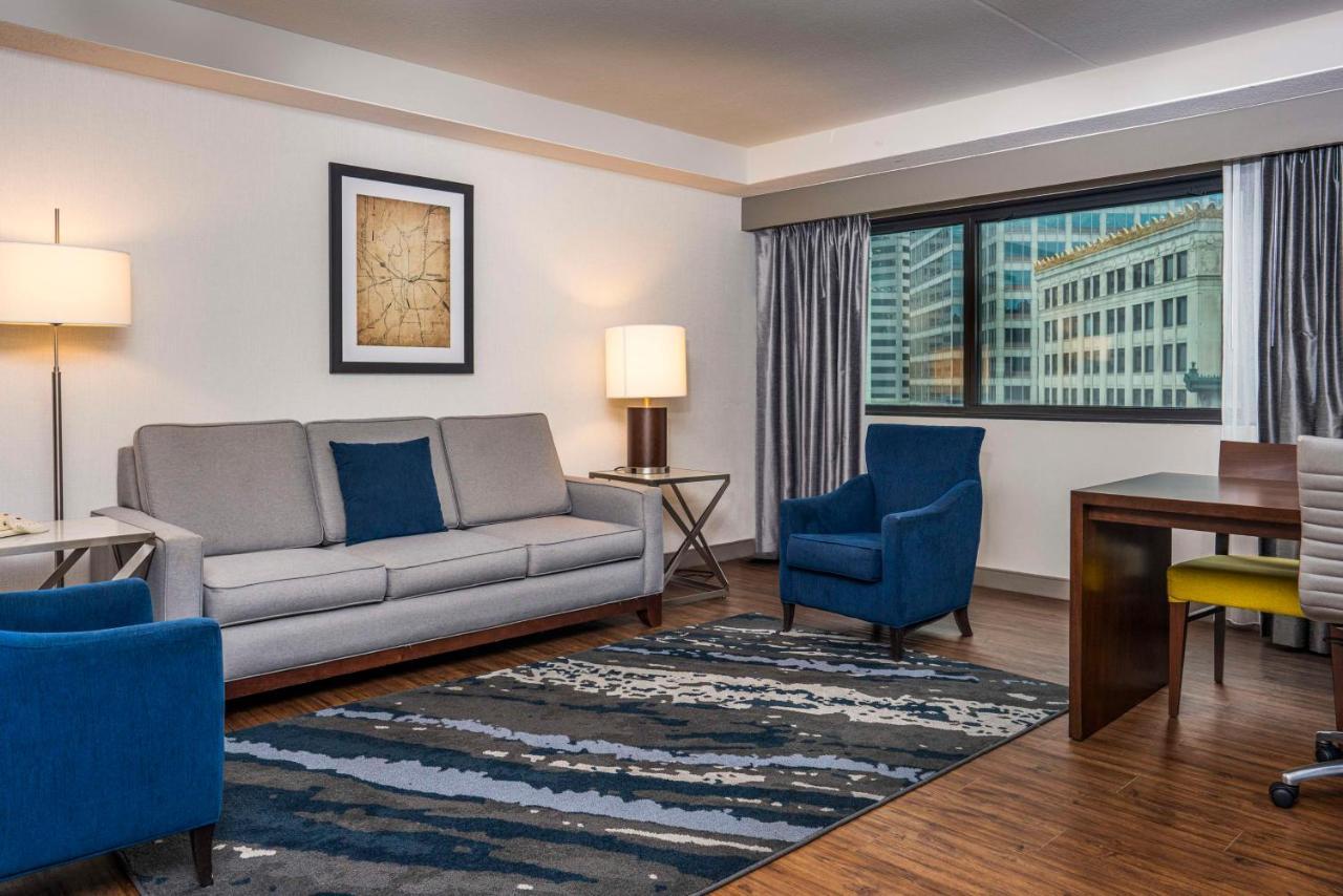 Embassy By Hilton Downtown Indianapolis