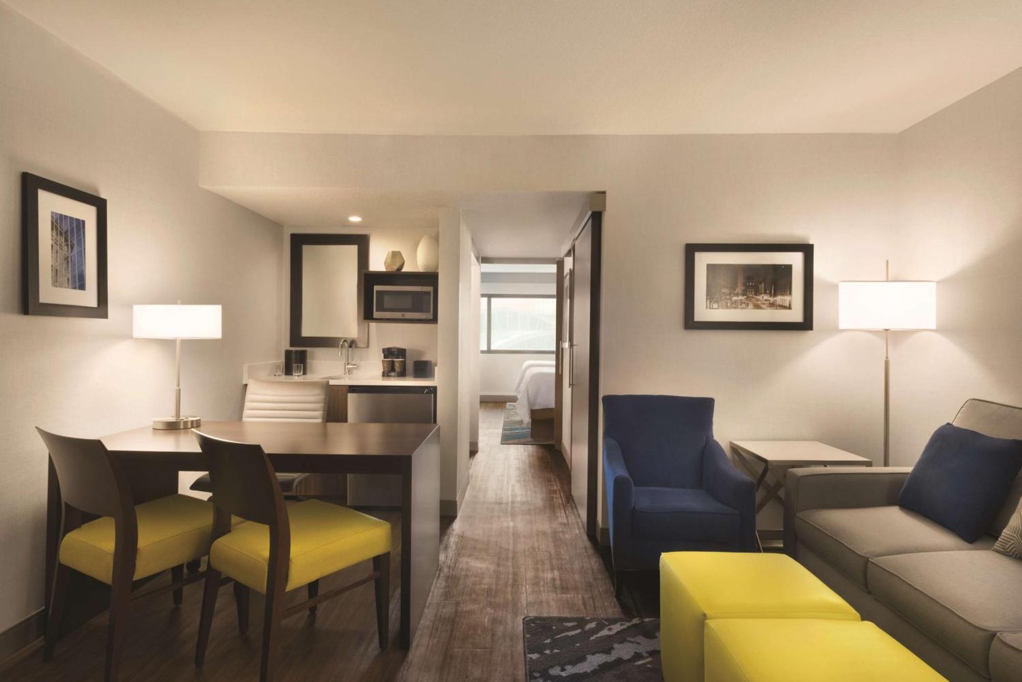 Embassy By Hilton Downtown 3* Indianapolis