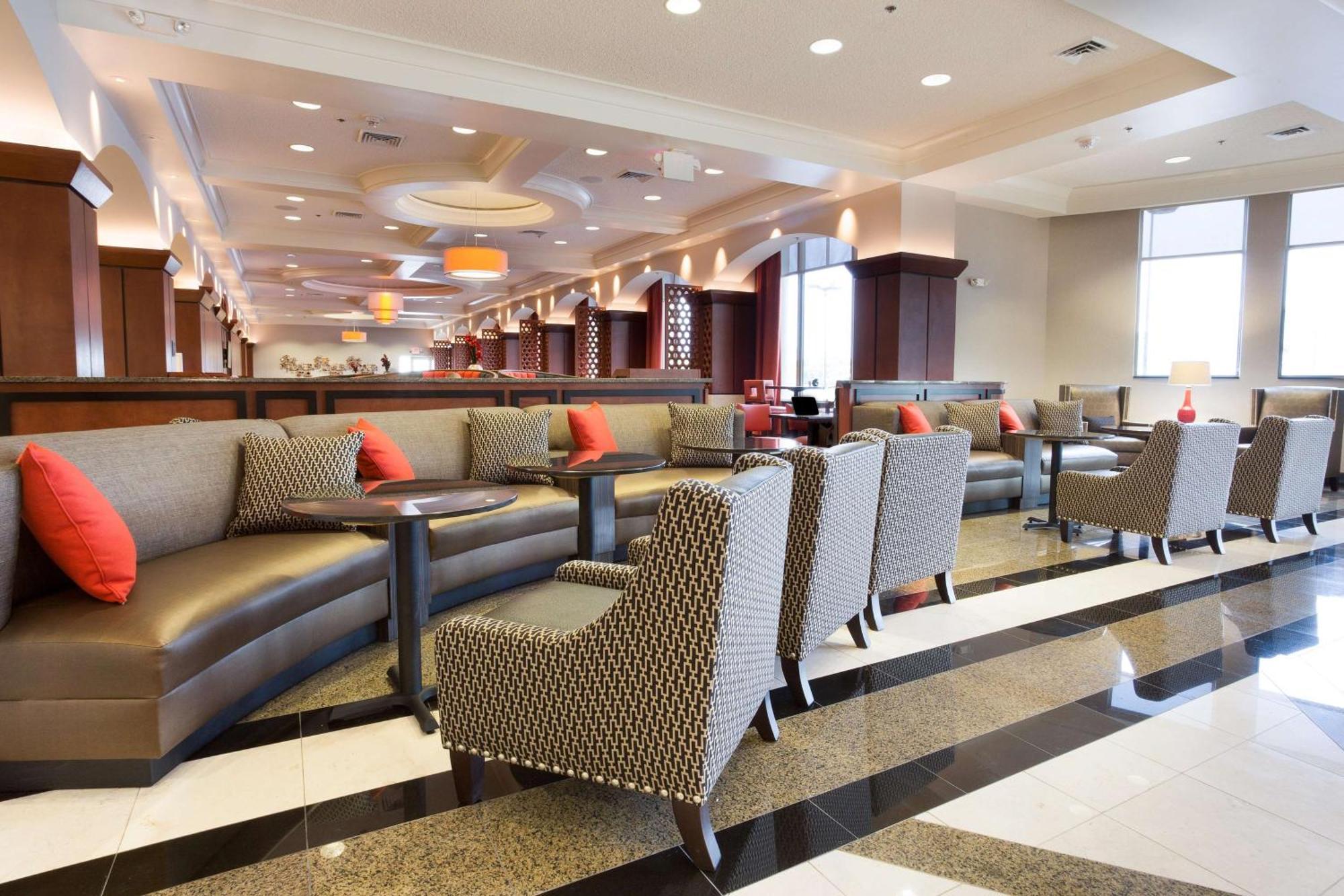 Drury Plaza Carmel Hotel