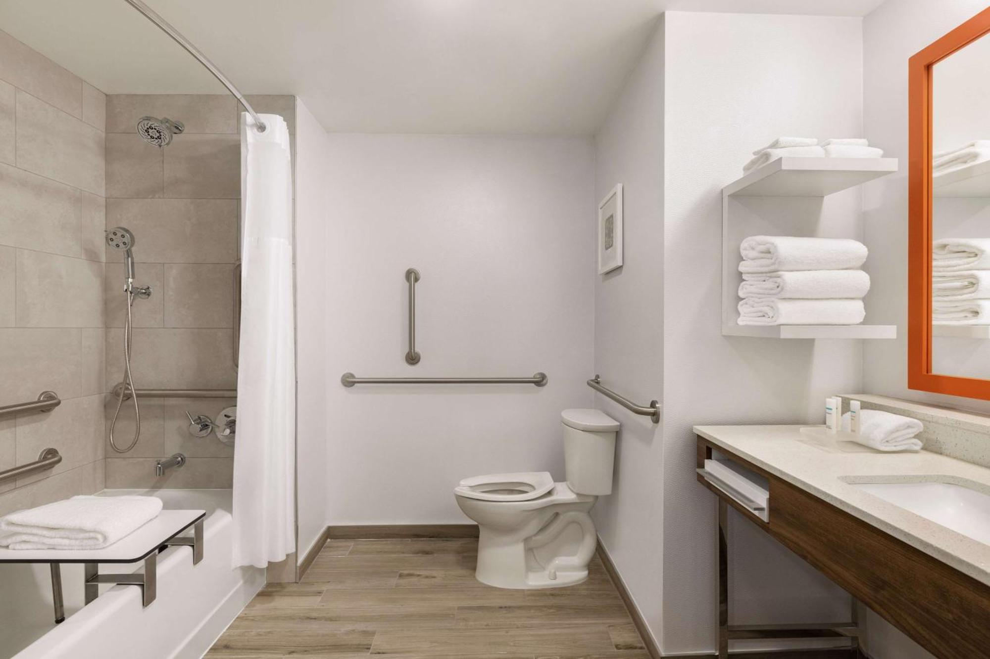 Hampton Downtown Iupui Hotel Indianapolis