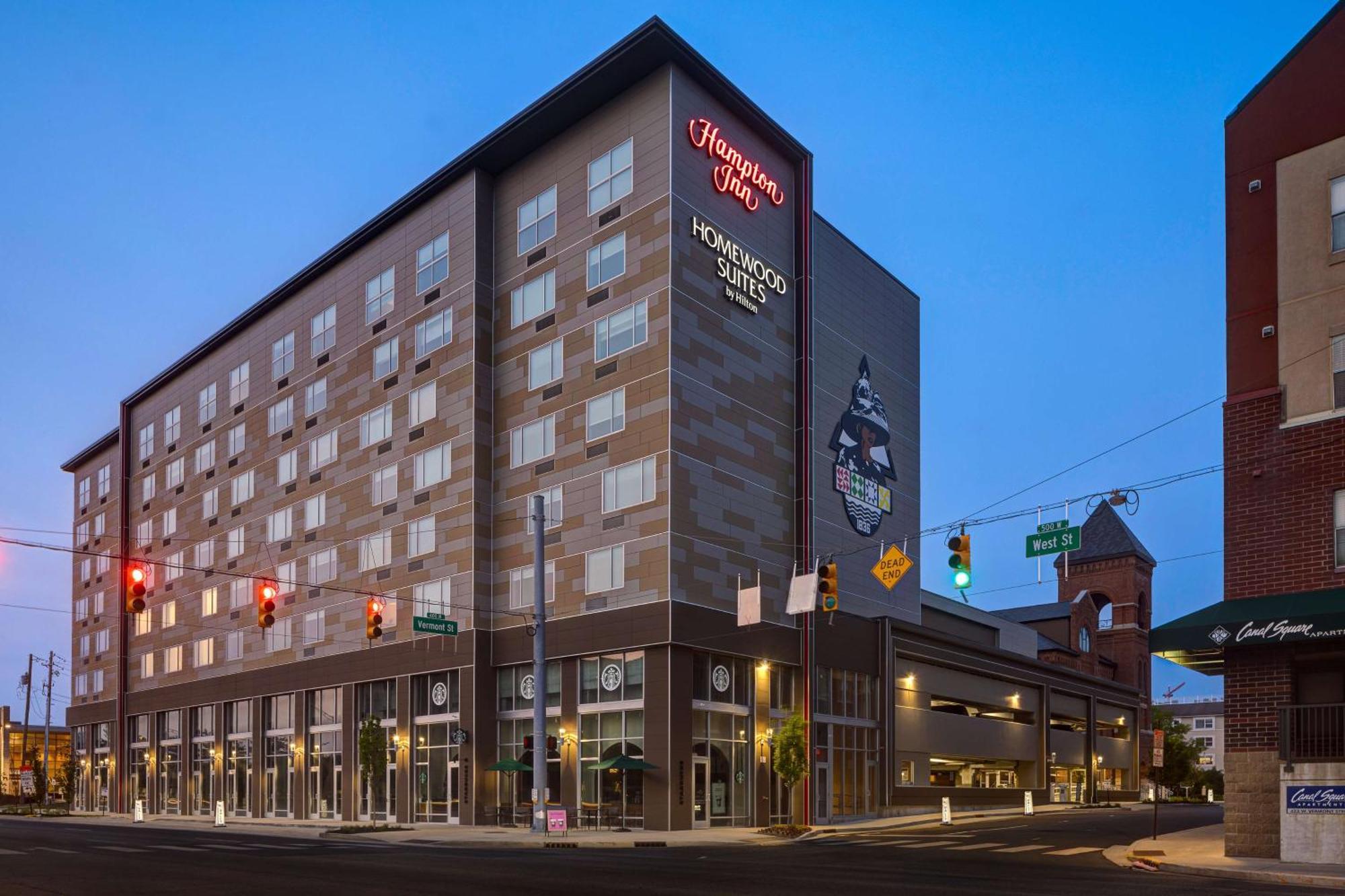 Hampton Downtown Iupui 3*