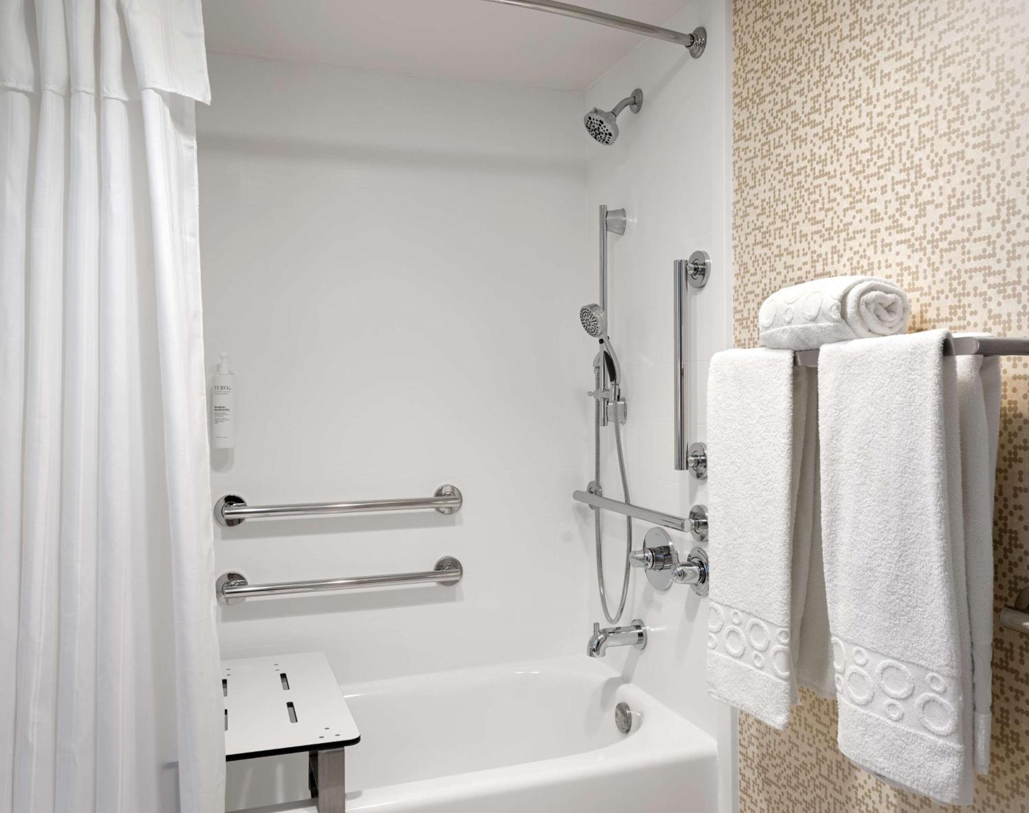 Home2 By Hilton - Keystone Crossing Hotel
