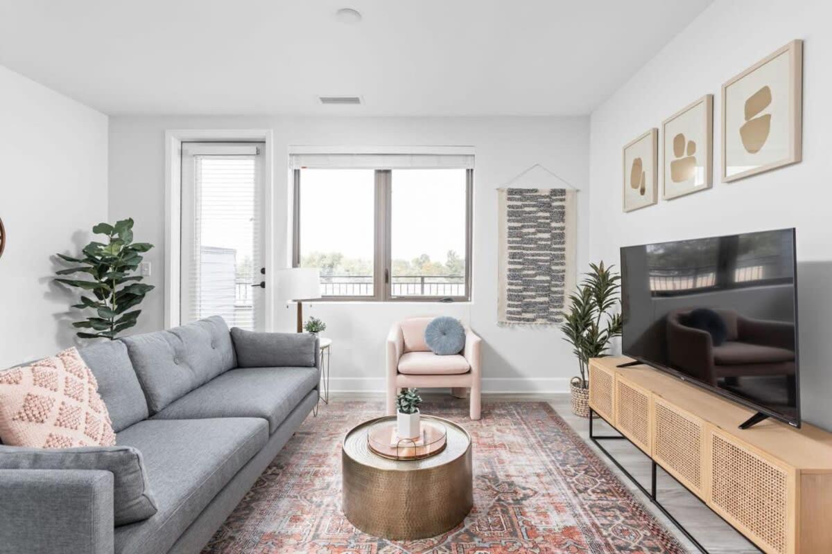 Cozysuites Stylish 2br At Meridian Kessler Apartment