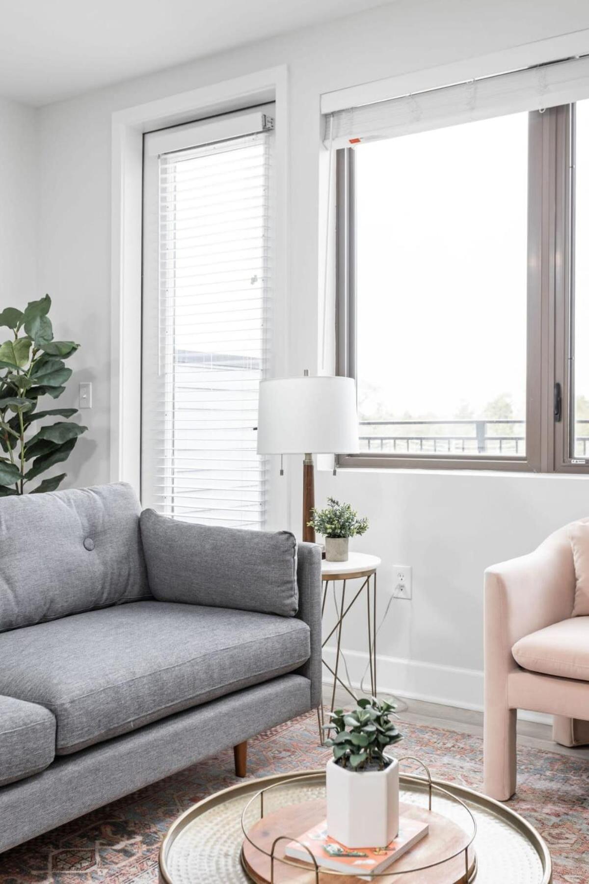 Cozysuites Stylish 2br At Meridian Kessler Apartment