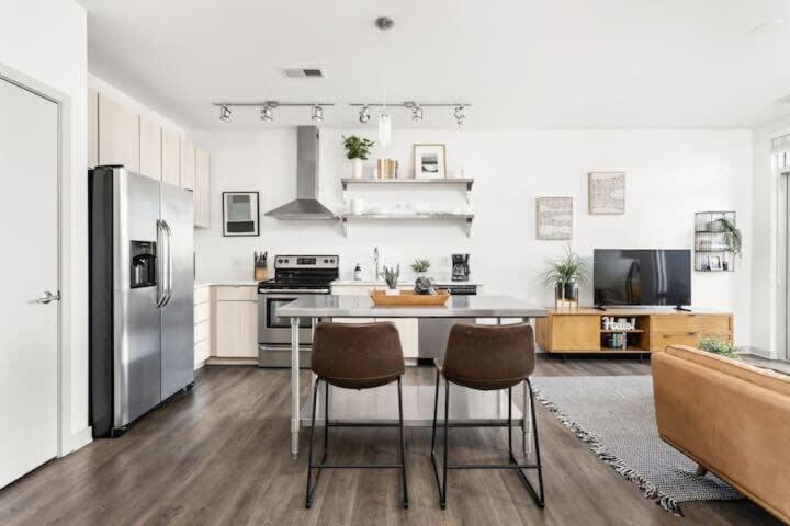 1br Cozysuites At Bottleworks Indy Unit #5 Indianapolis