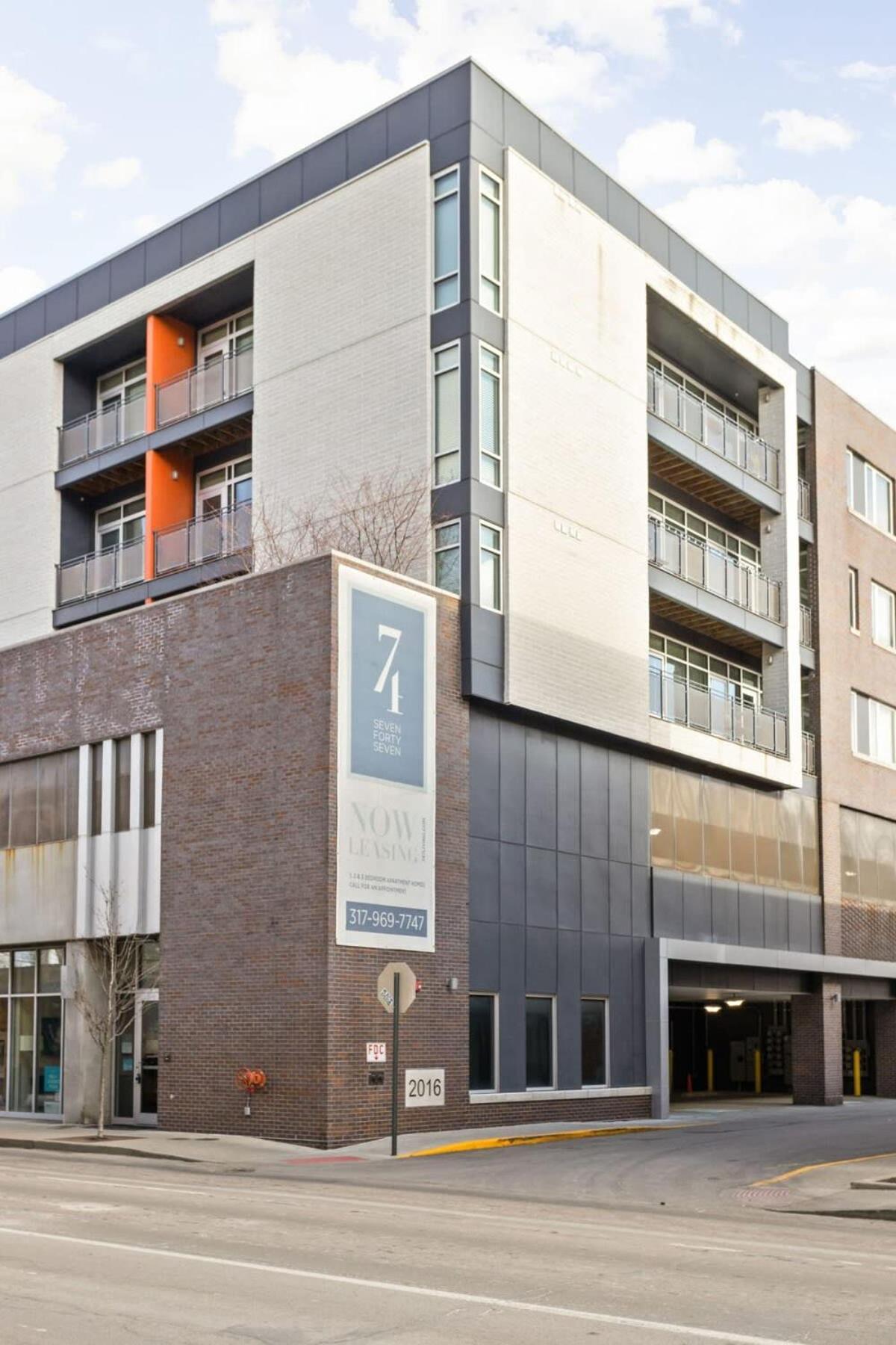 Cozysuites L Lavish 1br, Bottleworks Indy #4 * Indianapolis