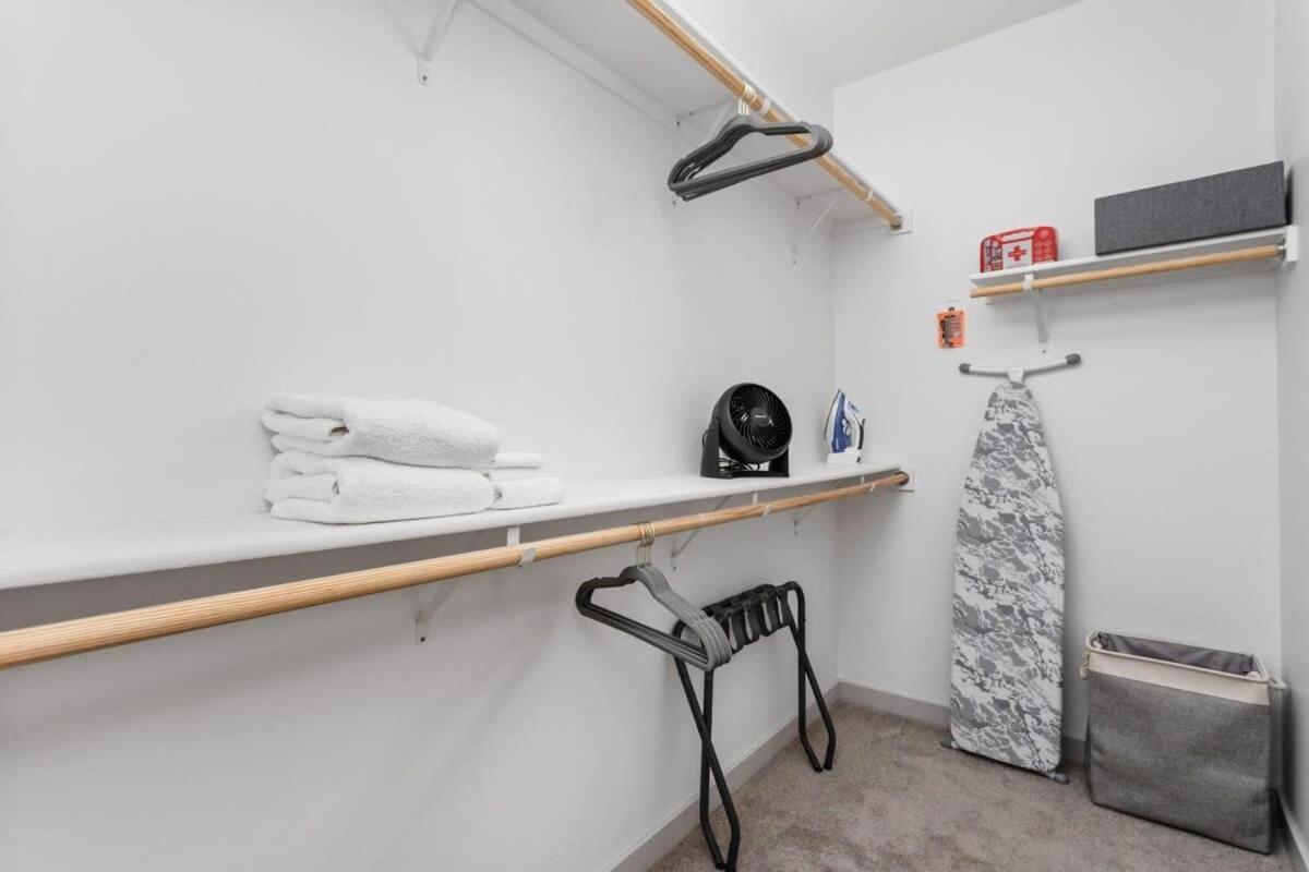 Cozysuites L Lavish 1br, Bottleworks Indy #4 Apartment *