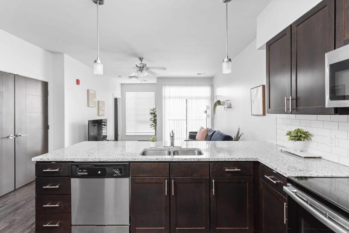 Cozysuites 1br Modern Near The Fashion Mall