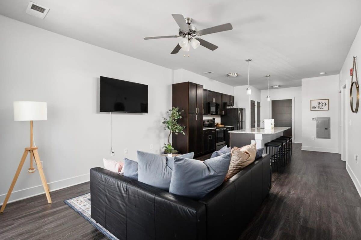 Cozysuites Spacious 2br Next To Whole Foods * Indianapolis