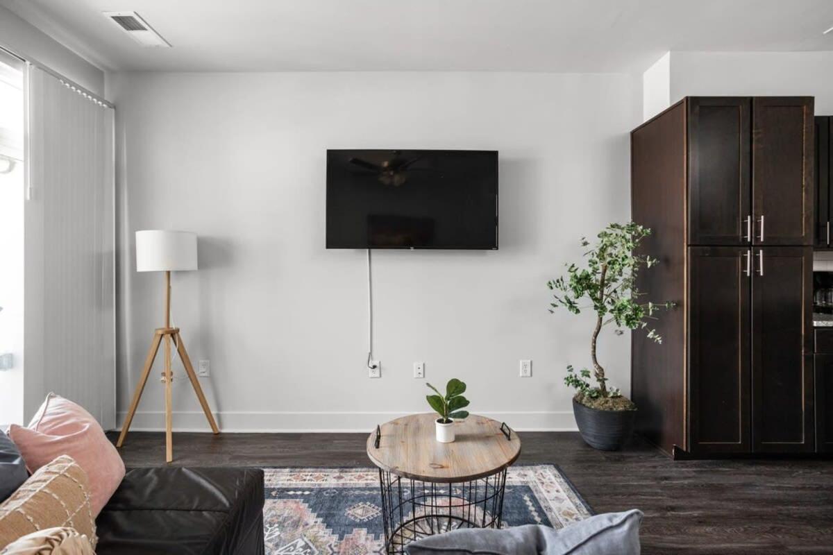 Cozysuites Spacious 2br Next To Whole Foods *