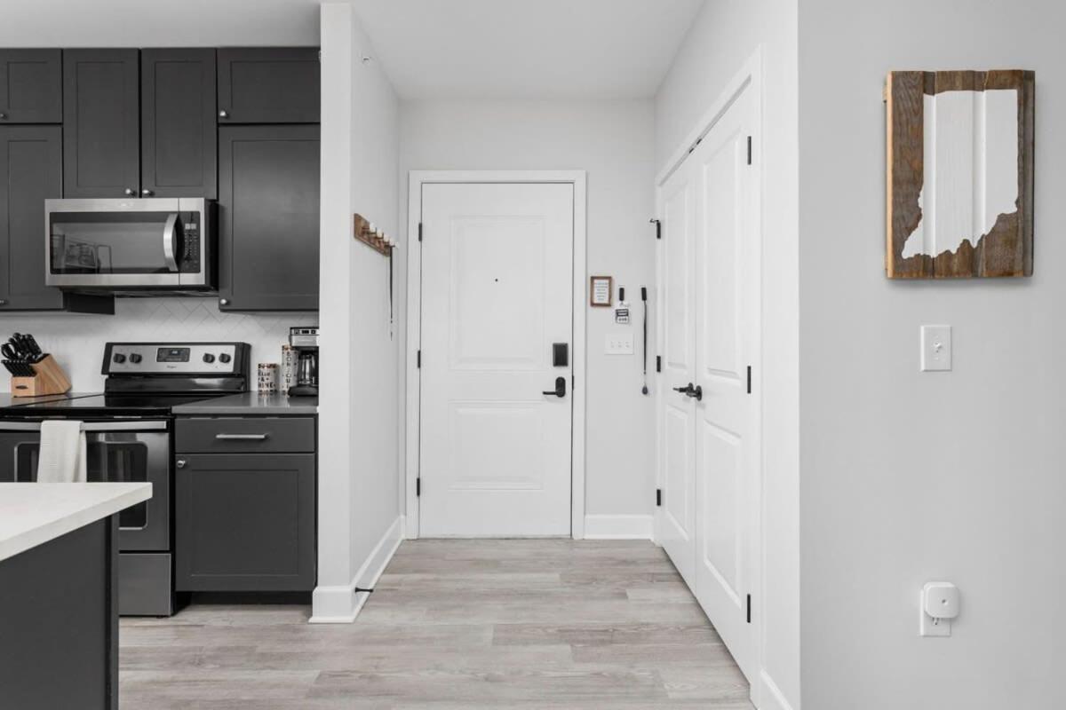 Cozysuites Stylish 2br At Meridian Kessler