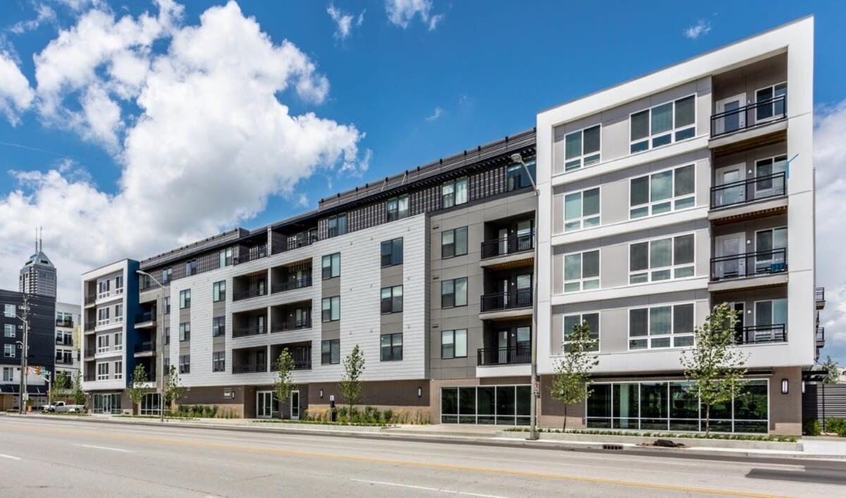 Modern Cozysuites Indianapolis
