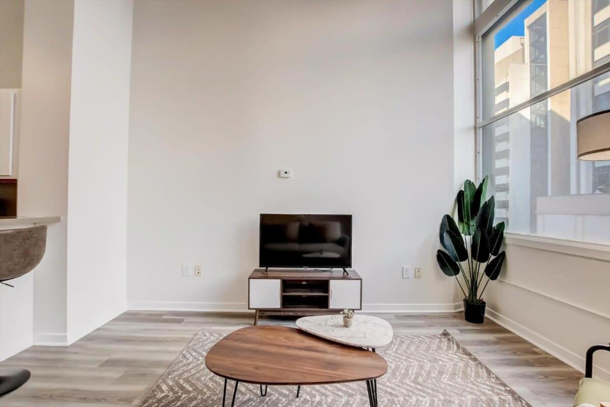 Cozysuites - 1br With Direct Skybridge Access #2 Apartment Indianapolis