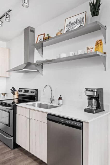 Cozysuites 1br In Bottleworks Indy Unit #7 Apartment *