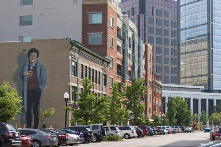 1br Cozysuites At Bottleworks Indy Unit #5 Indianapolis
